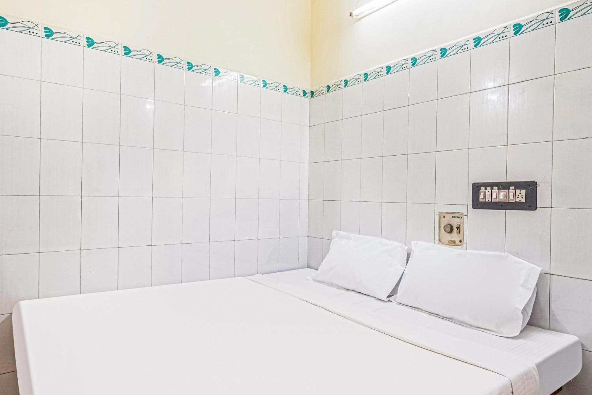 Spot On Venkata Sai Residency Hotel Тирупати Екстериор снимка